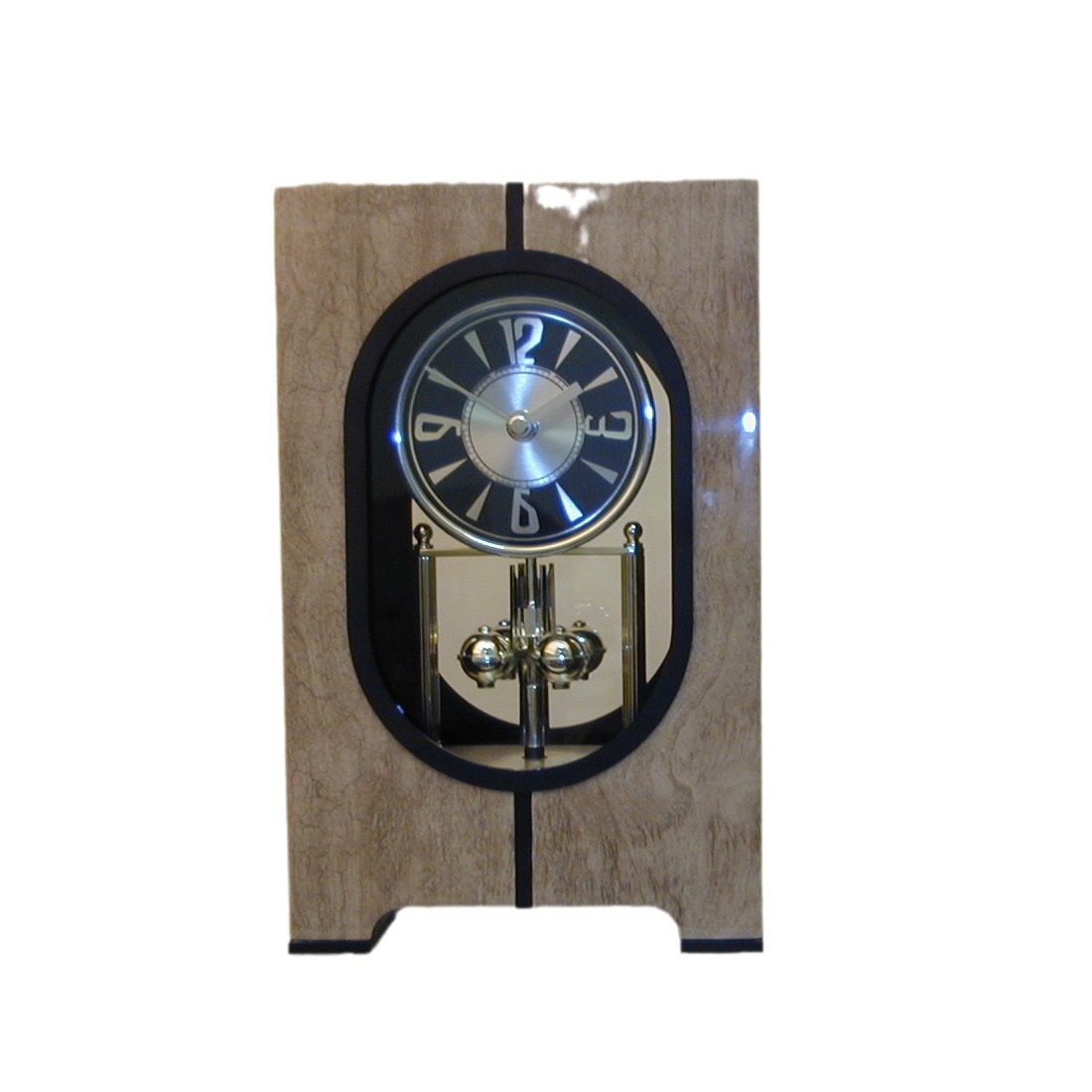 Reloj de madera